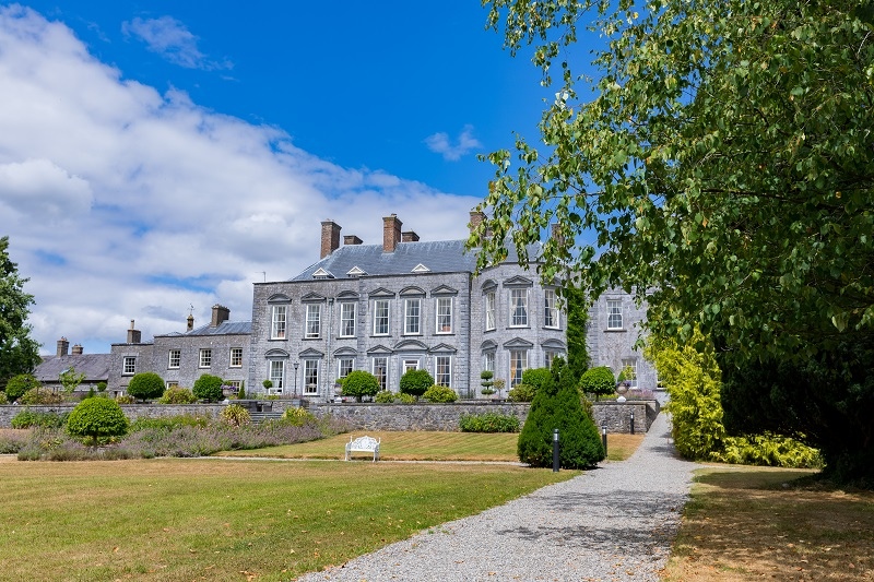 castle durrow exterior 2018