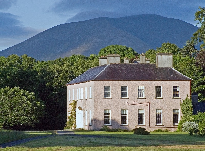 enniscoe exterior with scenery