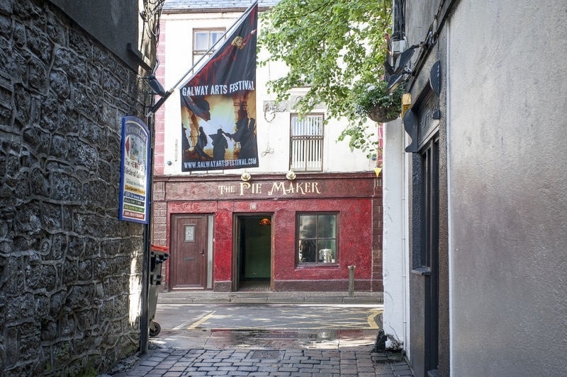 galway_shop_fronts.jpg (Galway Shop Fronts) galway shop fronts