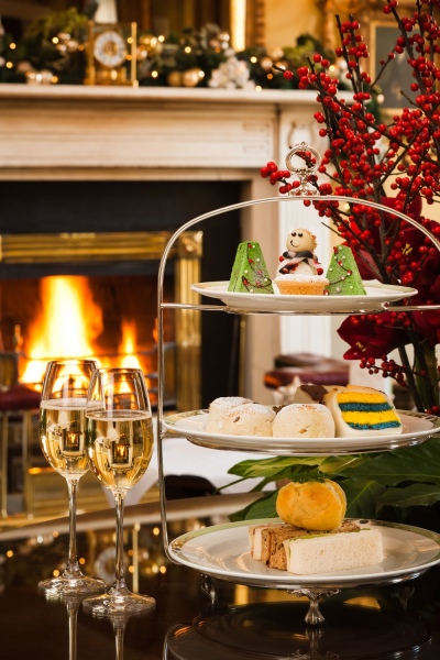 merrion hotel christmas afternoon tea cropped