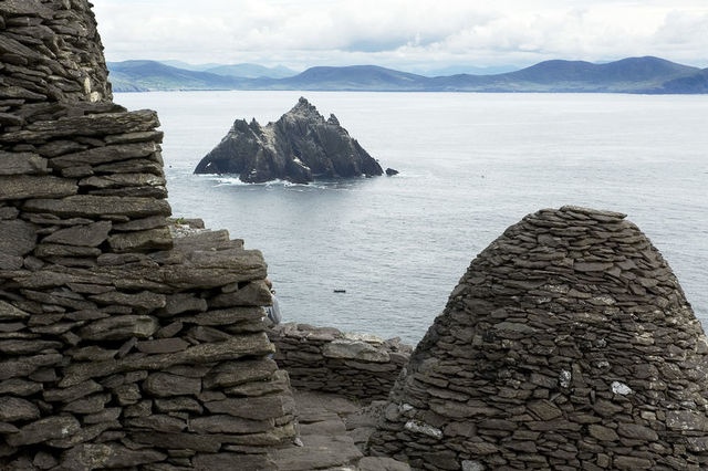 skellig_michael.jpg (Skellig Michael) skellig michael