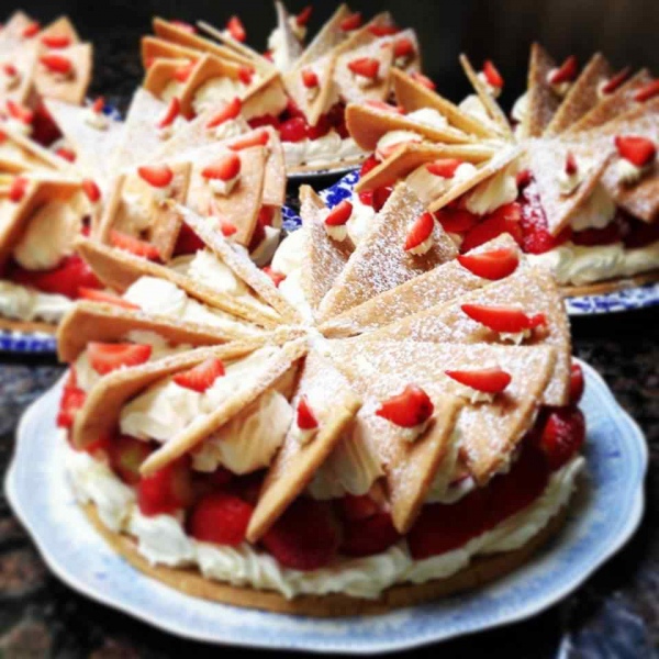 strawberry_shortcake_square.jpg (Strawberry Shortcake) strawberry shortcake square