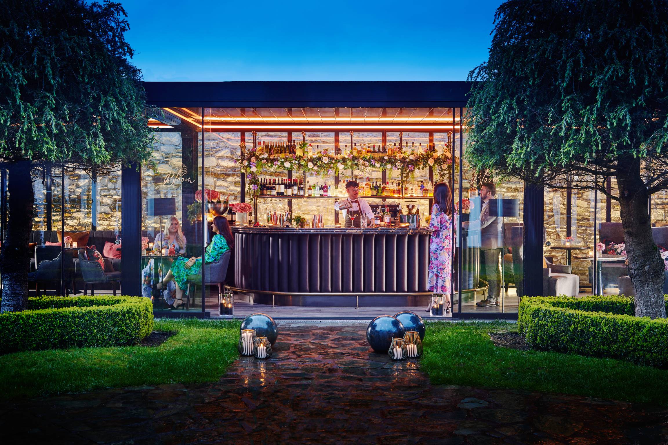 Bar Hayfield manor new