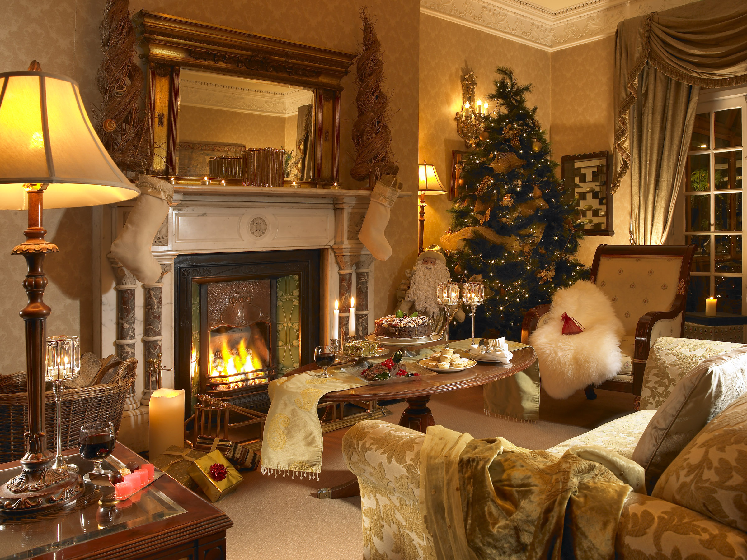Christmas Drawing Room