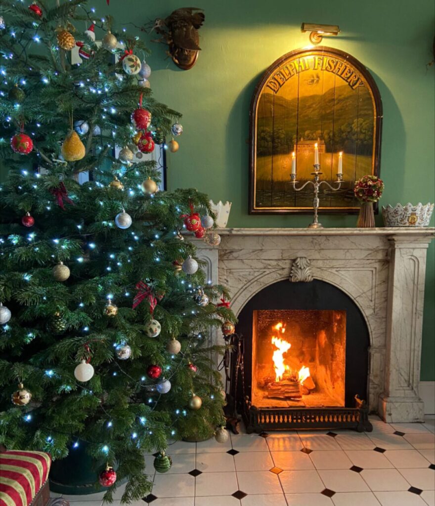 Christmas tree delphi Lodge