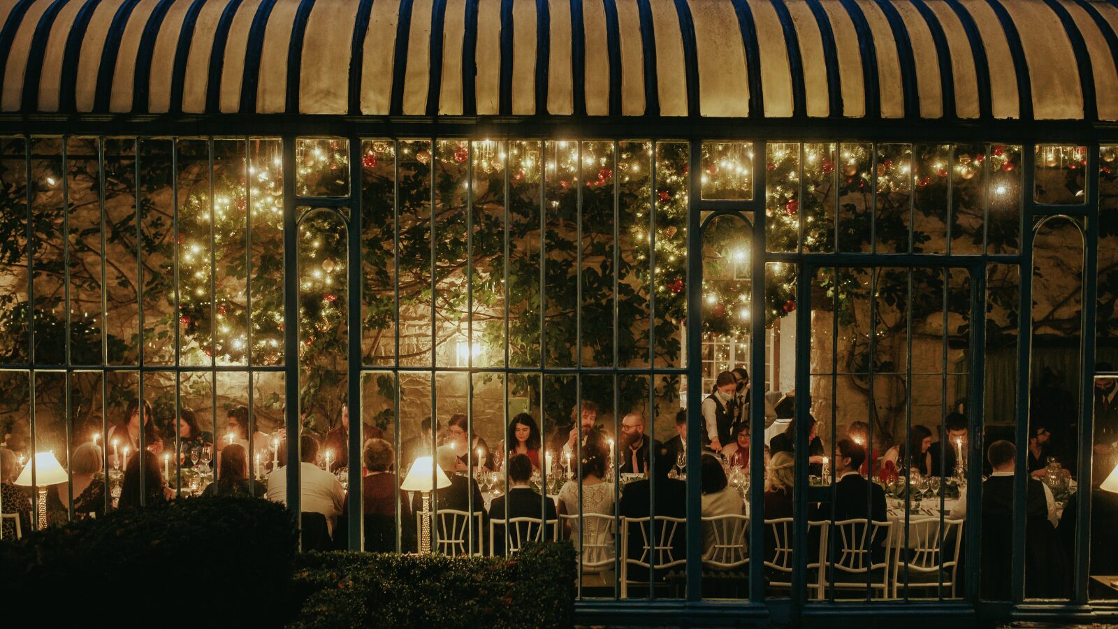 green_room_bathroom_web.jpg (Green Room Bathroom ) Cliff at Lyons at Christmas